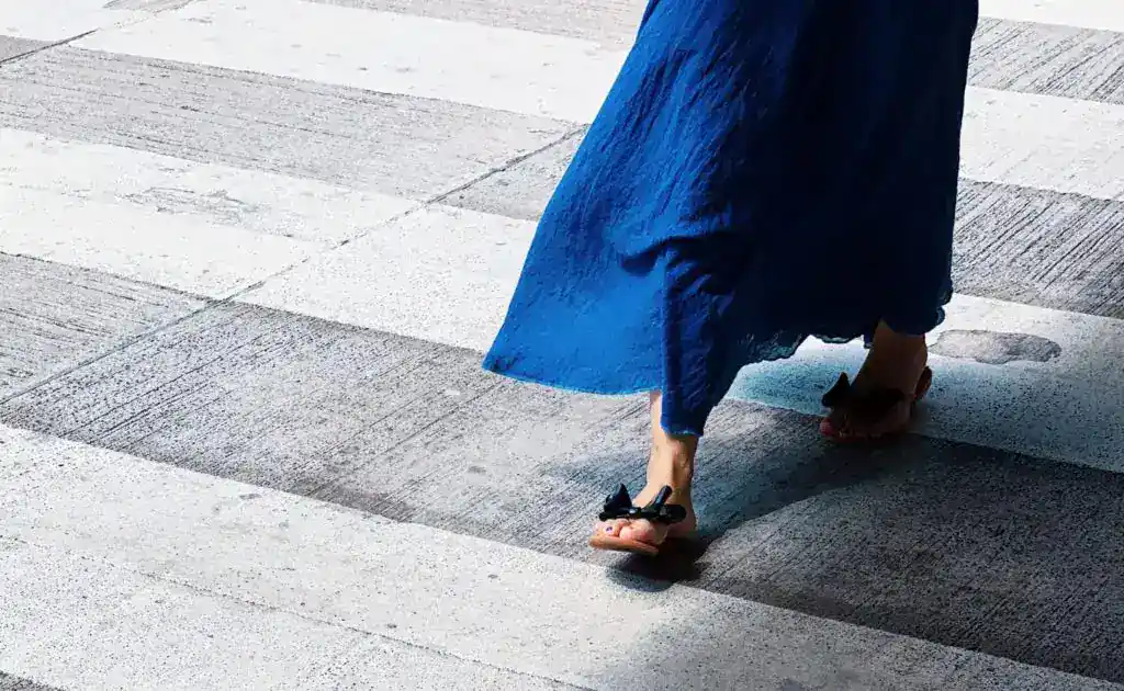 Mouvements involontaires, causés par l'incapacité de certains neurones à se remettre au repos 1 Mouvement Parkinsonisme